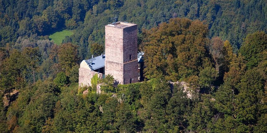 Yburg bei Baden-Baden von oben